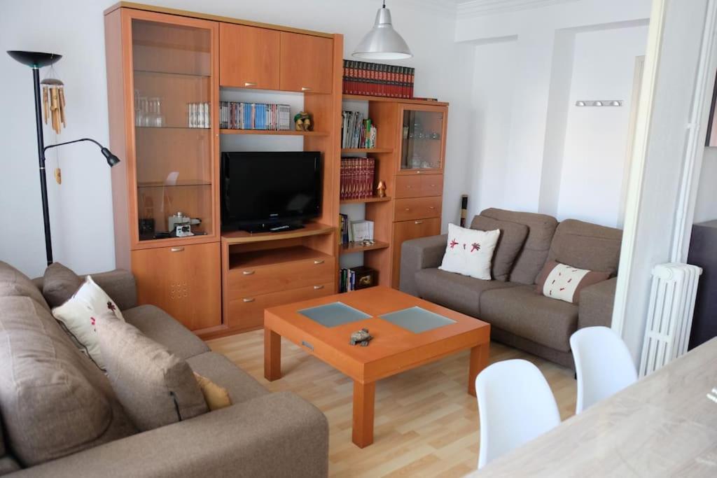 Apartamento “Las Calmas” En ウエスカ エクステリア 写真